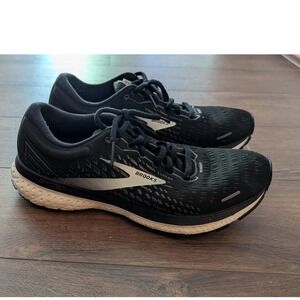 Brooks Ghost 13 Womens Running Shoes Black White 1203381B081 Size 9 Medium